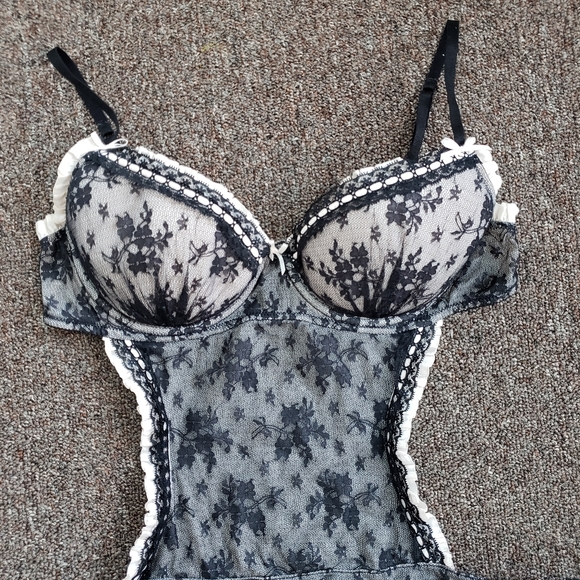 **SOLD 36C Victoria's Secret Sexy Little Things Lingerie - Picture 2 of 6